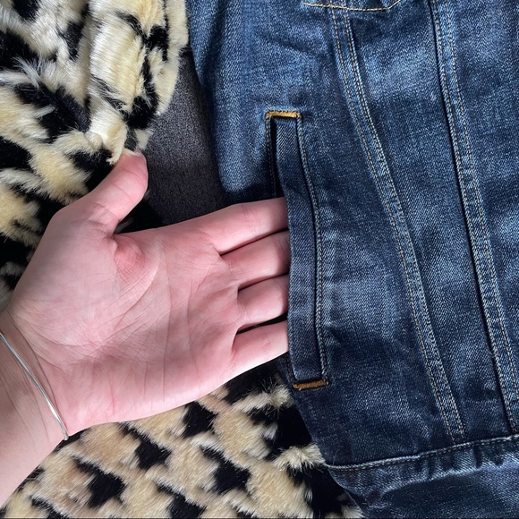Gap Repurposed denim jacket with Faux Fur Check - Picture 10 of 11